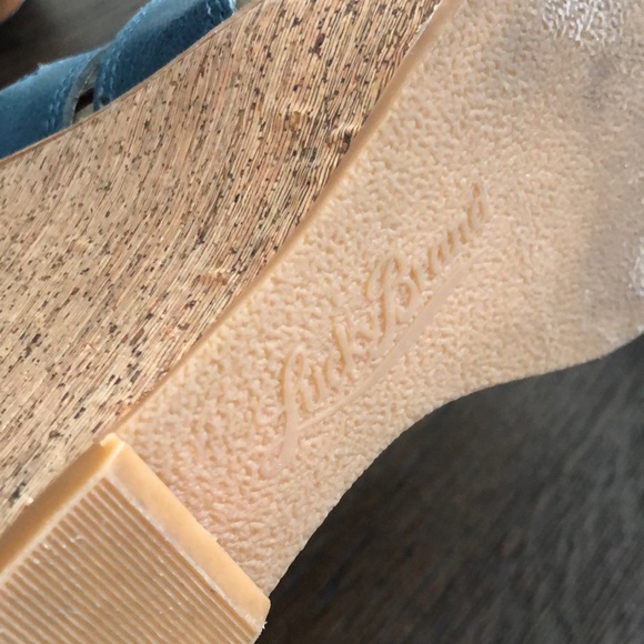 Shoes - Picture 5 of 5